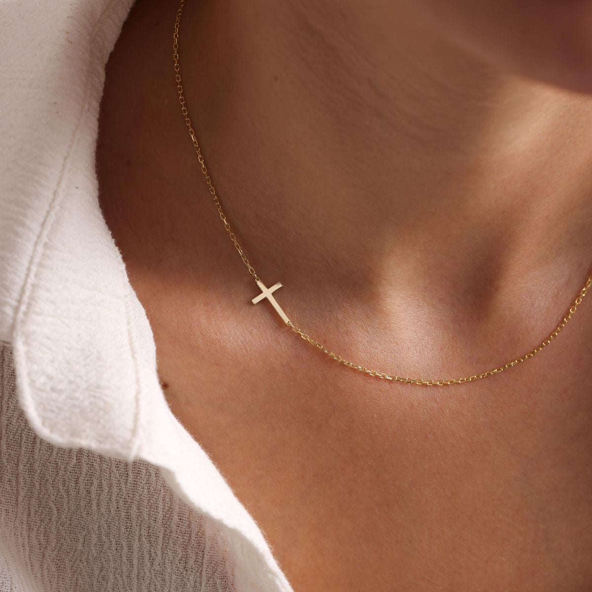 ✝️ Gold Cross Necklace - ZION GLAM JEWELRY