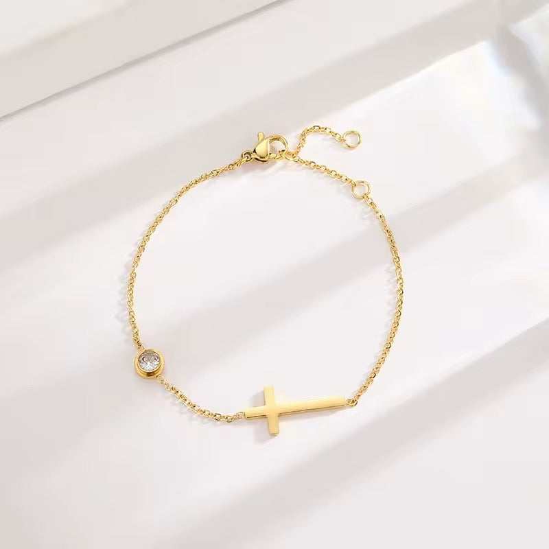 ✝️ Gold Cross Bracelet