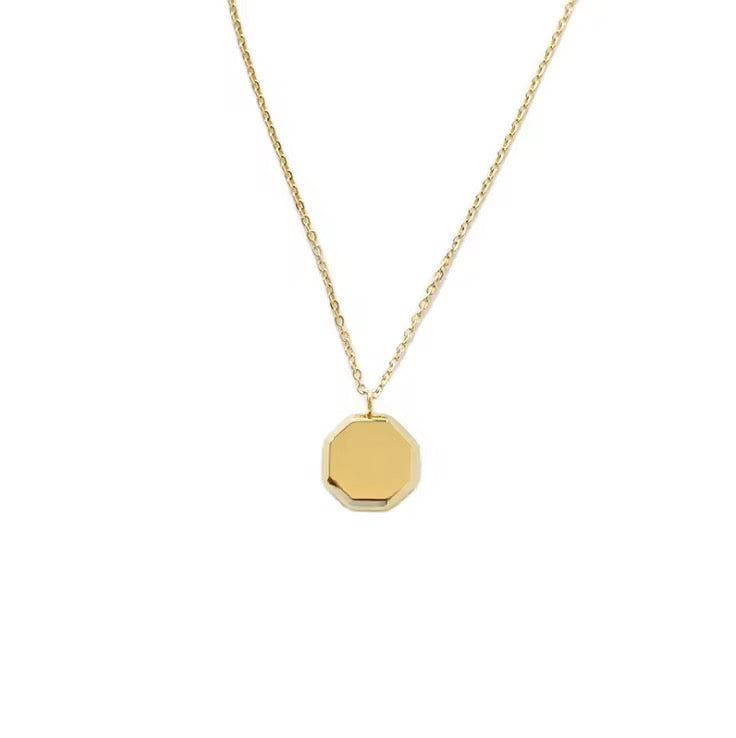 Minimal Gold Pendant Necklace